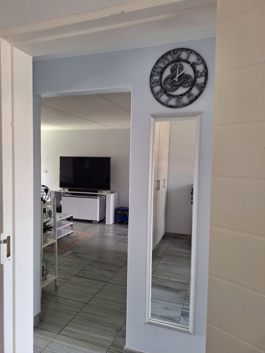 2 Bedroom Property for Sale in Beyers Park Gauteng