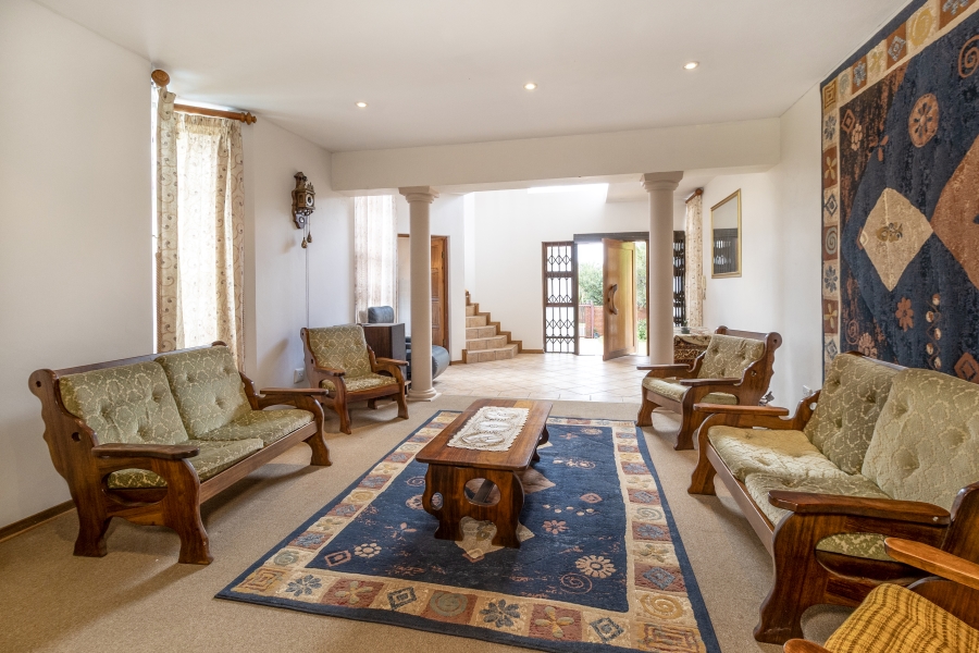 6 Bedroom Property for Sale in Monument Park Gauteng