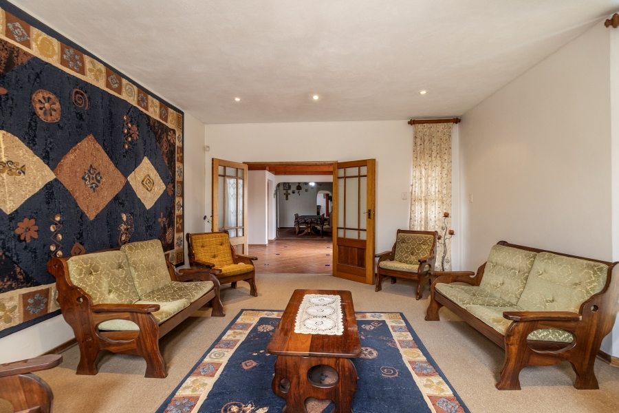 6 Bedroom Property for Sale in Monument Park Gauteng