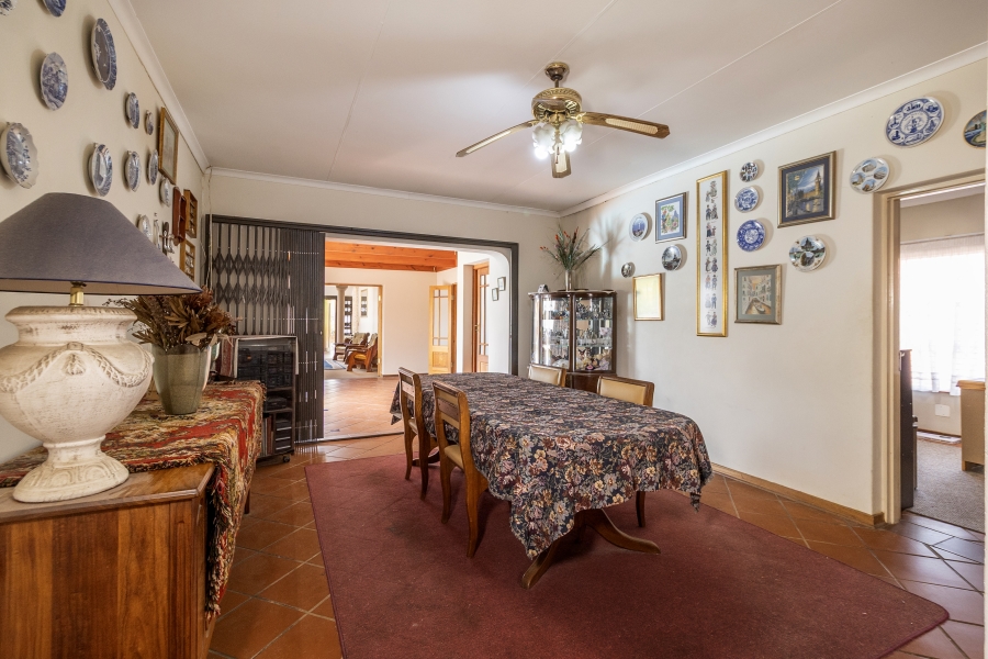 6 Bedroom Property for Sale in Monument Park Gauteng