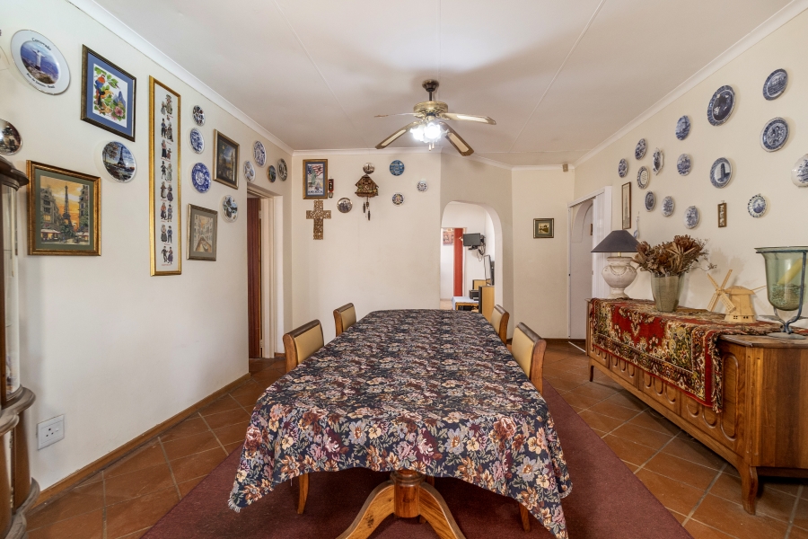 6 Bedroom Property for Sale in Monument Park Gauteng