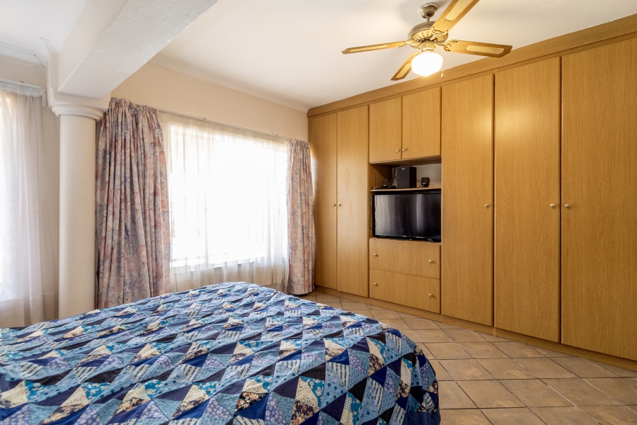 6 Bedroom Property for Sale in Monument Park Gauteng