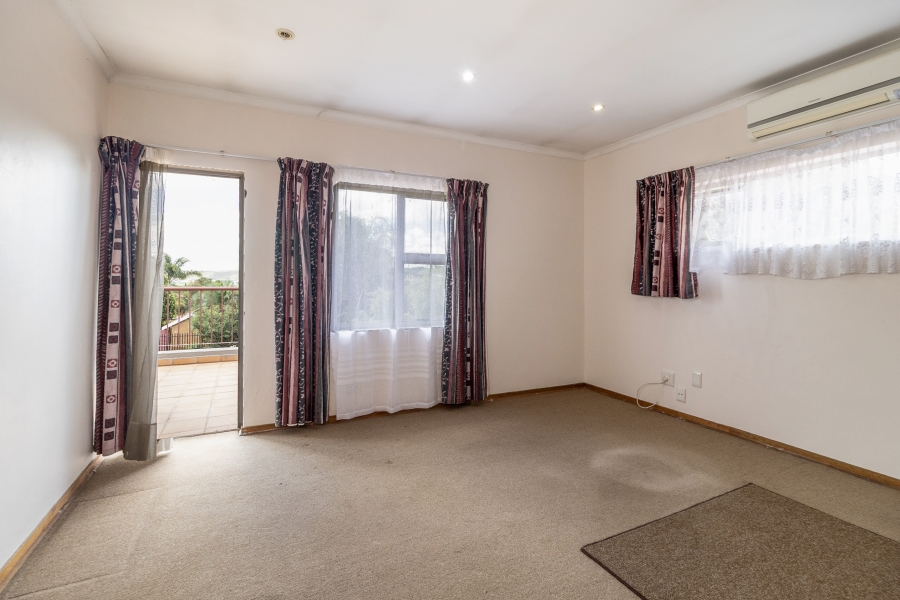 6 Bedroom Property for Sale in Monument Park Gauteng