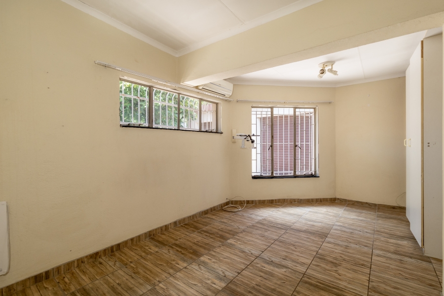 6 Bedroom Property for Sale in Monument Park Gauteng