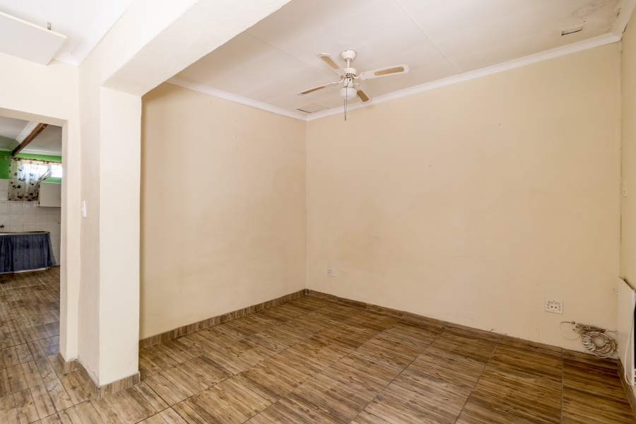 6 Bedroom Property for Sale in Monument Park Gauteng