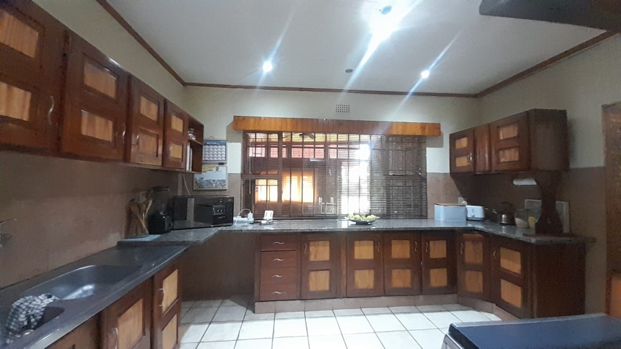 To Let 3 Bedroom Property for Rent in Falcon Ridge Gauteng
