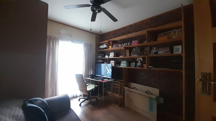 To Let 3 Bedroom Property for Rent in Falcon Ridge Gauteng