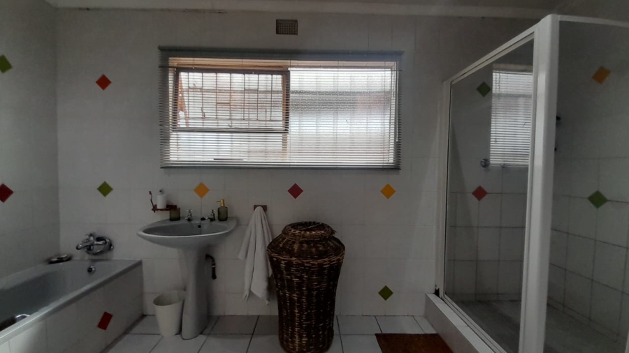 To Let 3 Bedroom Property for Rent in Falcon Ridge Gauteng