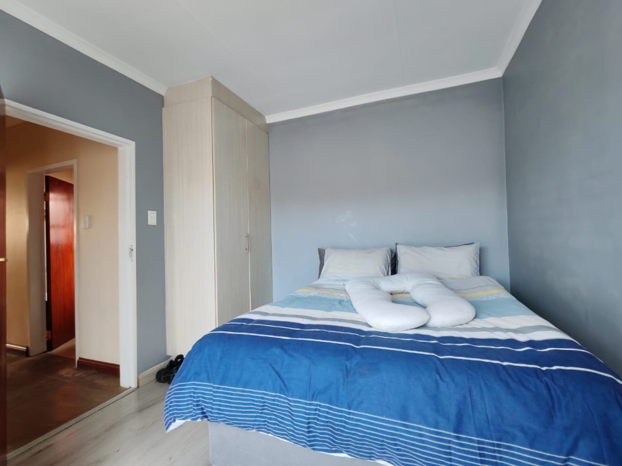 3 Bedroom Property for Sale in Risiville Gauteng