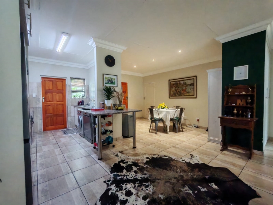 3 Bedroom Property for Sale in Three Rivers Proper Gauteng