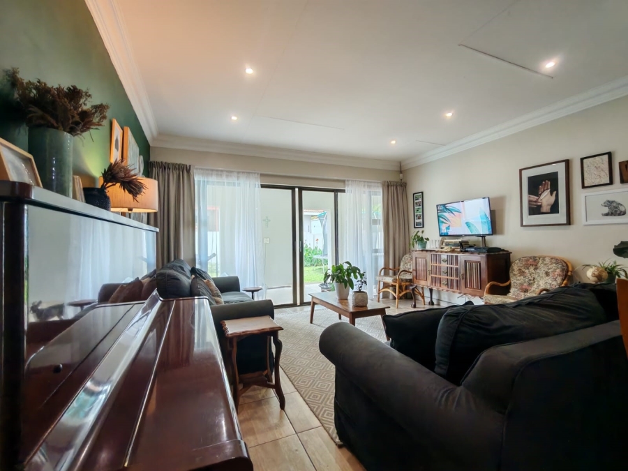 3 Bedroom Property for Sale in Three Rivers Proper Gauteng