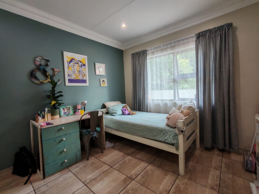 3 Bedroom Property for Sale in Three Rivers Proper Gauteng