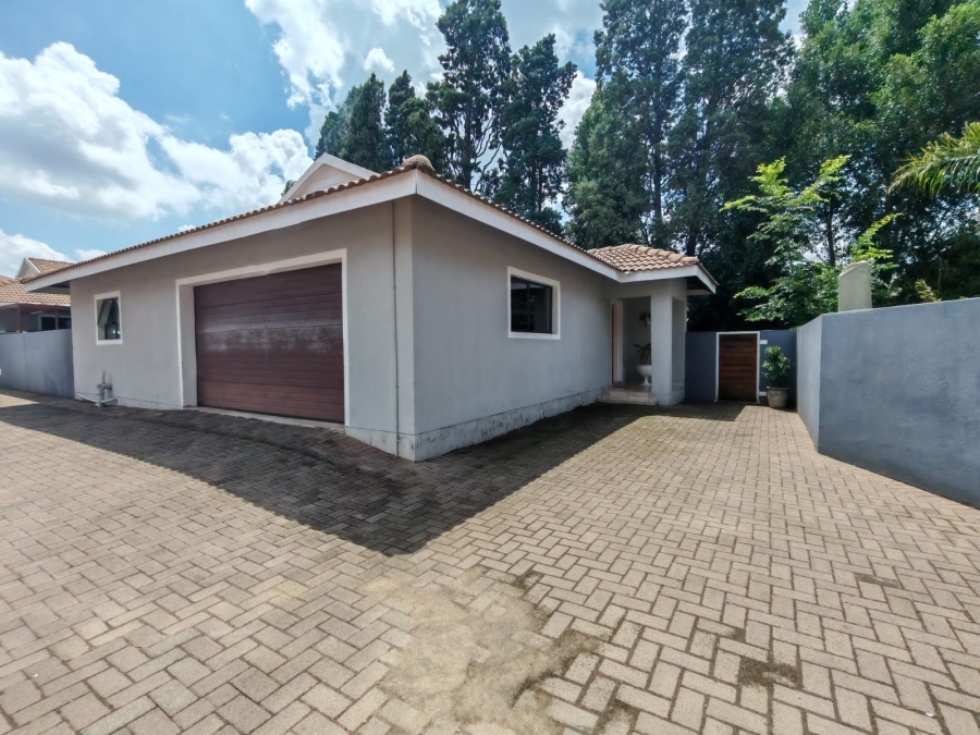 3 Bedroom Property for Sale in Three Rivers Proper Gauteng