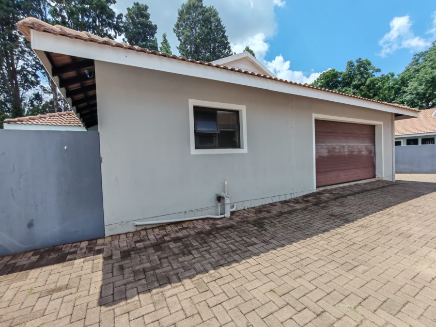 3 Bedroom Property for Sale in Three Rivers Proper Gauteng