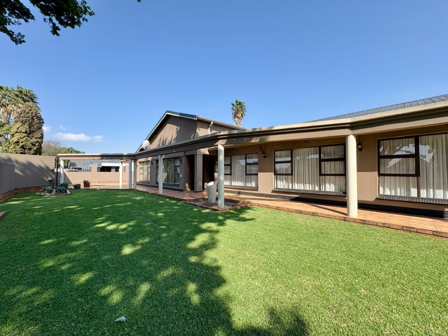 4 Bedroom Property for Sale in Dalpark Gauteng