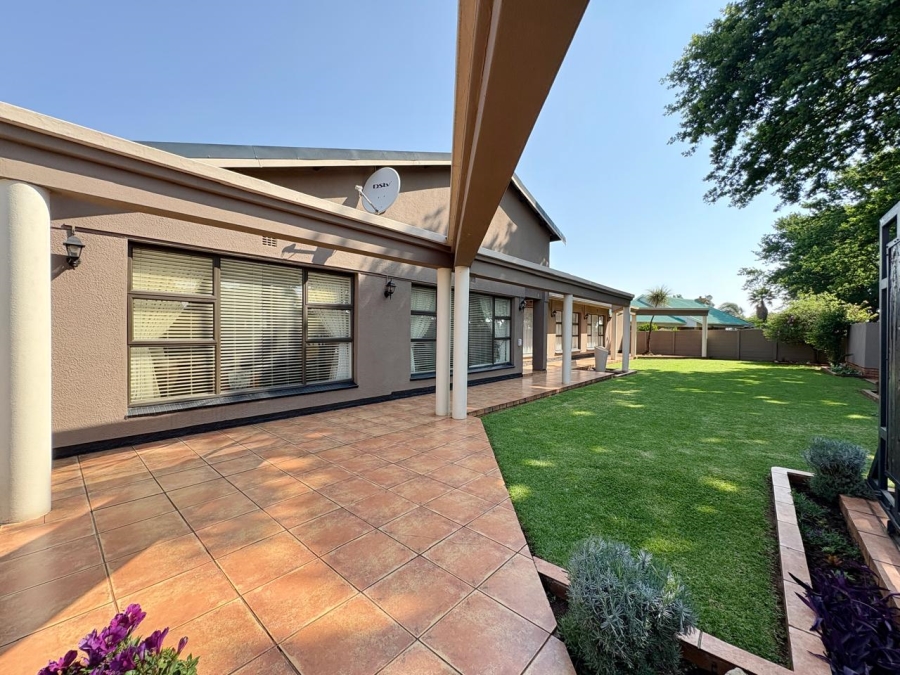 4 Bedroom Property for Sale in Dalpark Gauteng