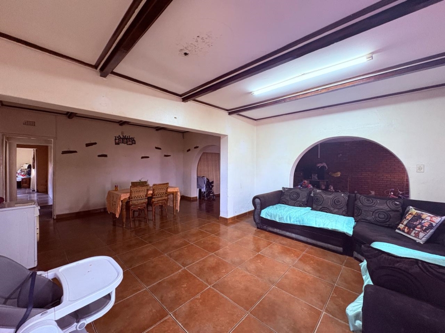 5 Bedroom Property for Sale in Brenthurst Gauteng