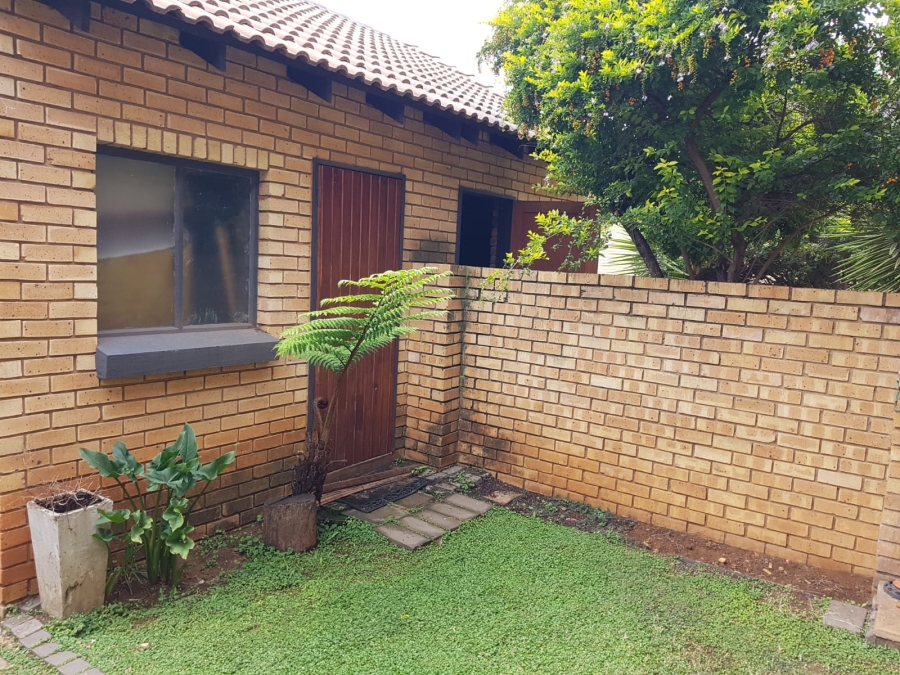 2 Bedroom Property for Sale in Equestria Gauteng