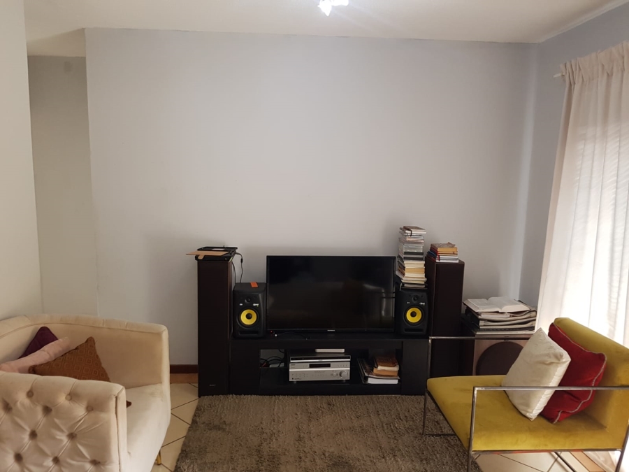 2 Bedroom Property for Sale in Equestria Gauteng