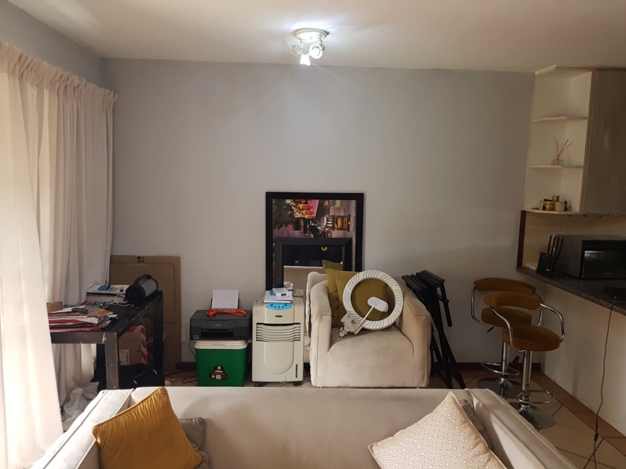 2 Bedroom Property for Sale in Equestria Gauteng