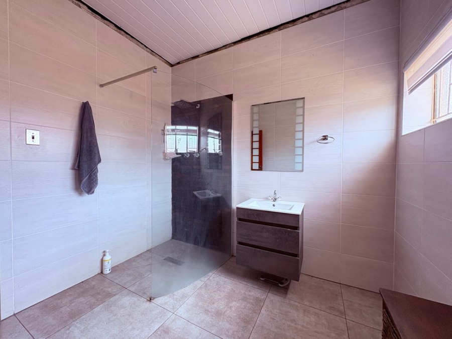 2 Bedroom Property for Sale in Brenthurst Gauteng