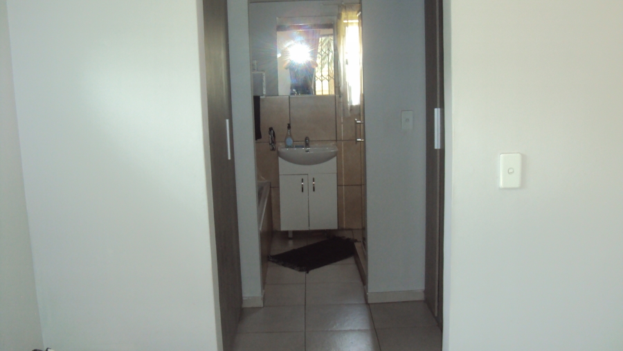 To Let 3 Bedroom Property for Rent in The Stewards Gauteng