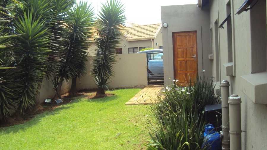 To Let 3 Bedroom Property for Rent in The Stewards Gauteng