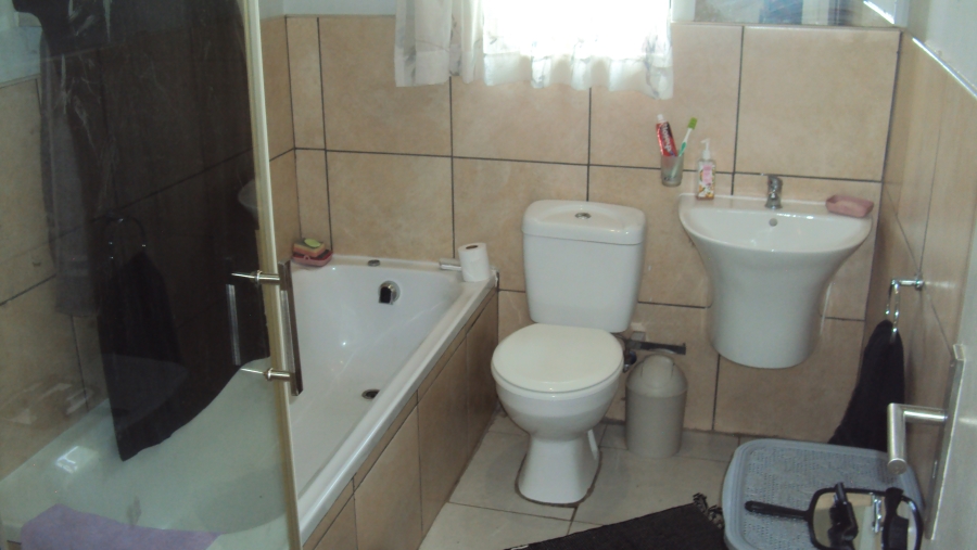 4 Bedroom Property for Sale in The Stewards Gauteng