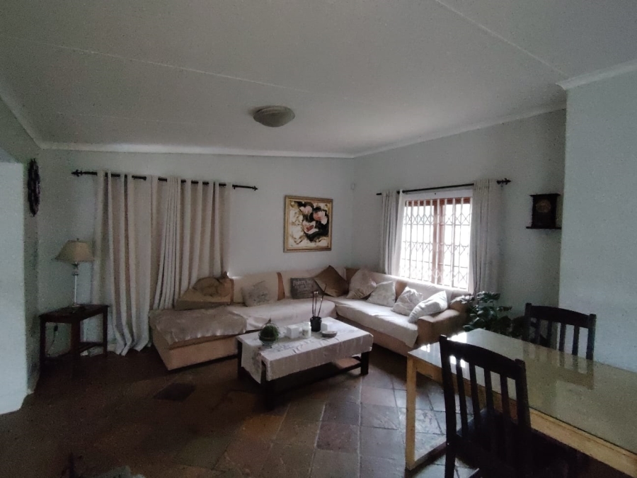 To Let 4 Bedroom Property for Rent in Monument Park Gauteng