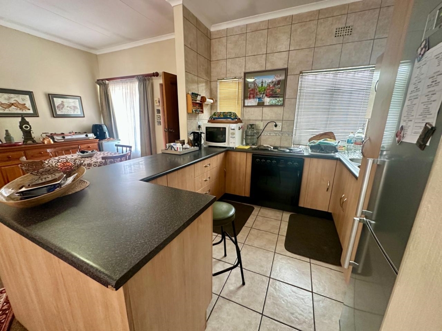 2 Bedroom Property for Sale in Sunair Park Gauteng