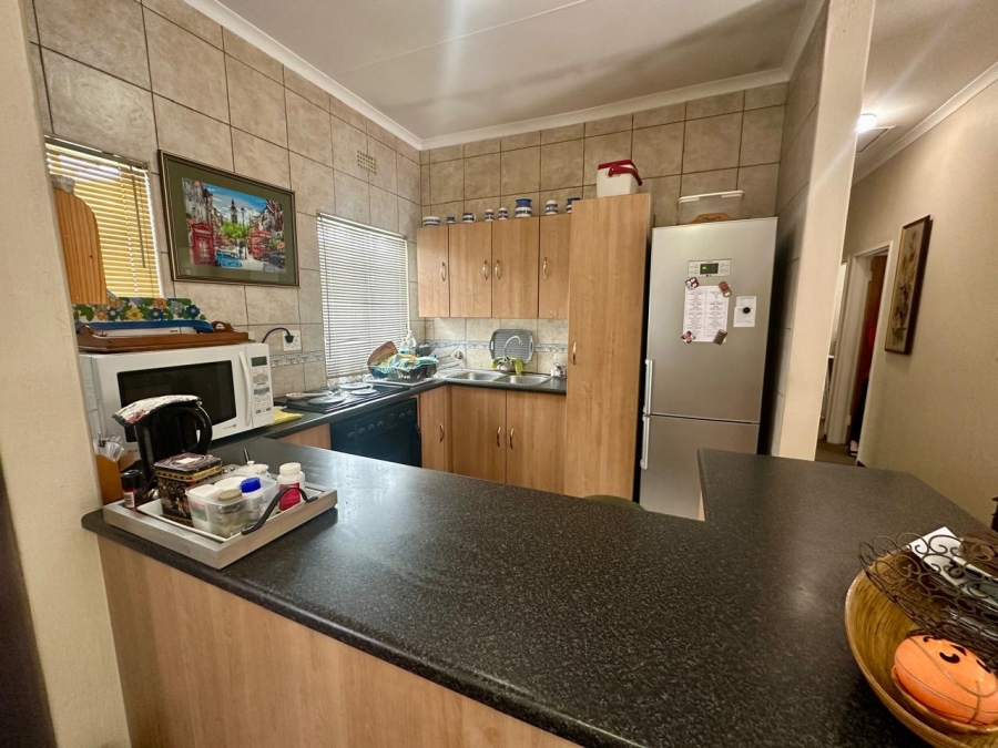 2 Bedroom Property for Sale in Sunair Park Gauteng