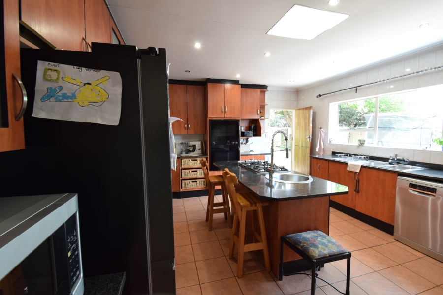 5 Bedroom Property for Sale in Dalpark Gauteng