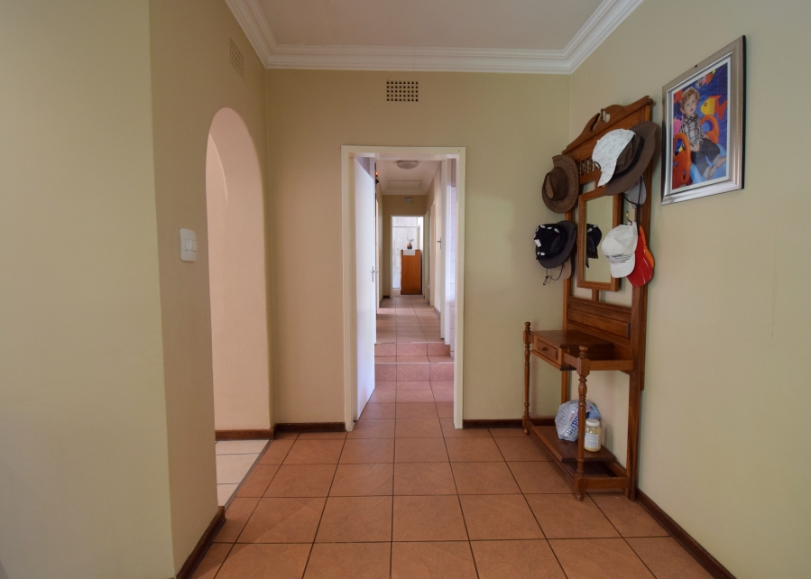 5 Bedroom Property for Sale in Dalpark Gauteng