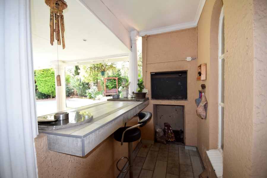 5 Bedroom Property for Sale in Dalpark Gauteng