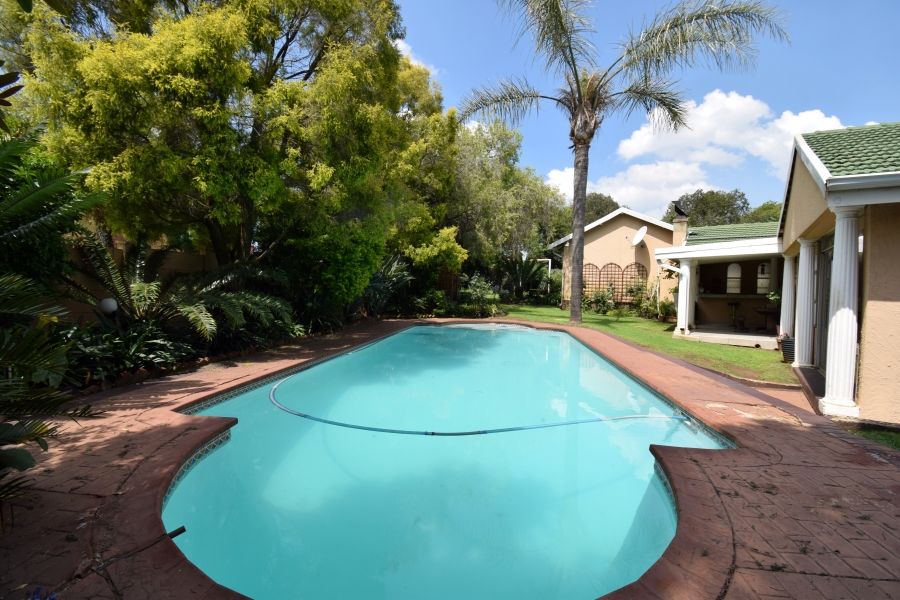 5 Bedroom Property for Sale in Dalpark Gauteng
