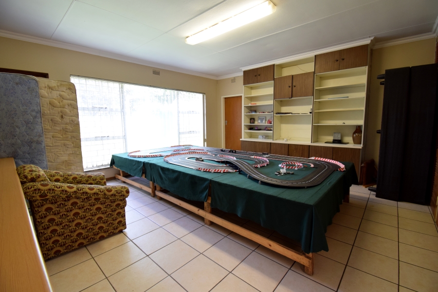 5 Bedroom Property for Sale in Dalpark Gauteng