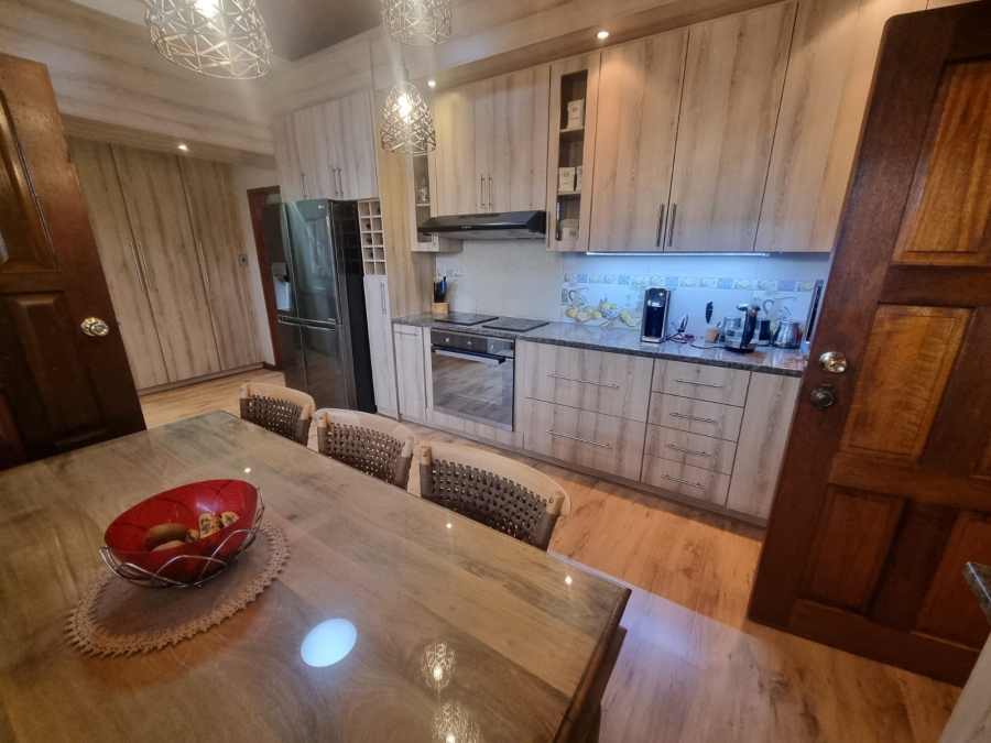 4 Bedroom Property for Sale in Parkrand Gauteng