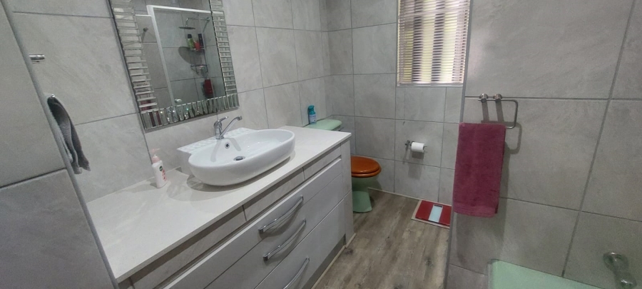 4 Bedroom Property for Sale in Parkrand Gauteng