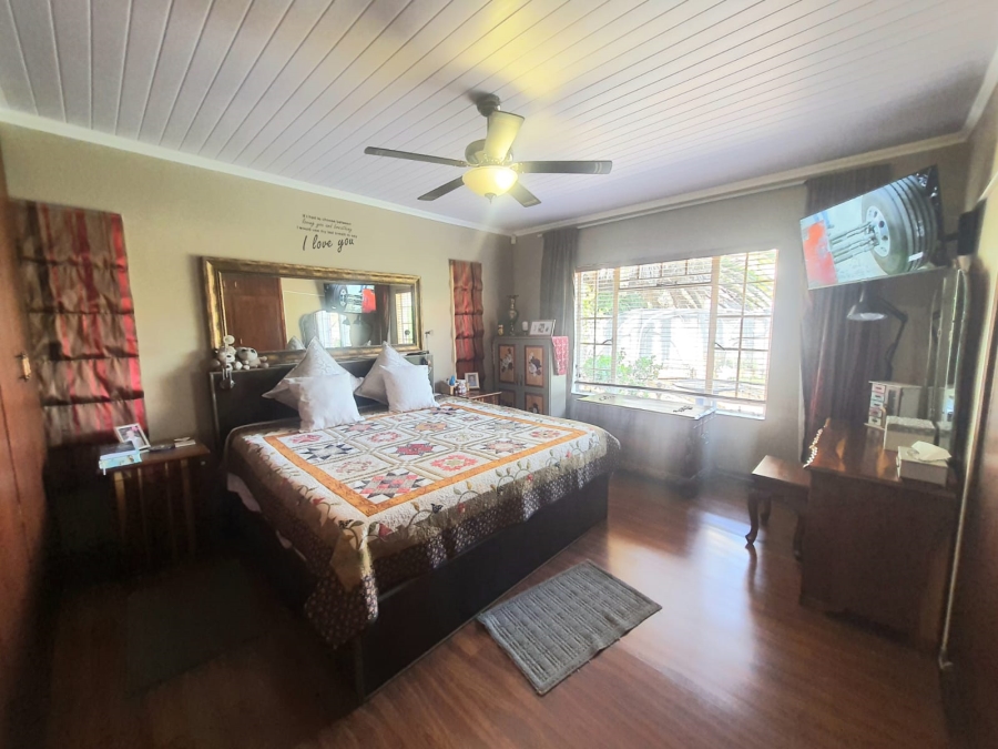4 Bedroom Property for Sale in Vanderbijlpark SE 6 Gauteng