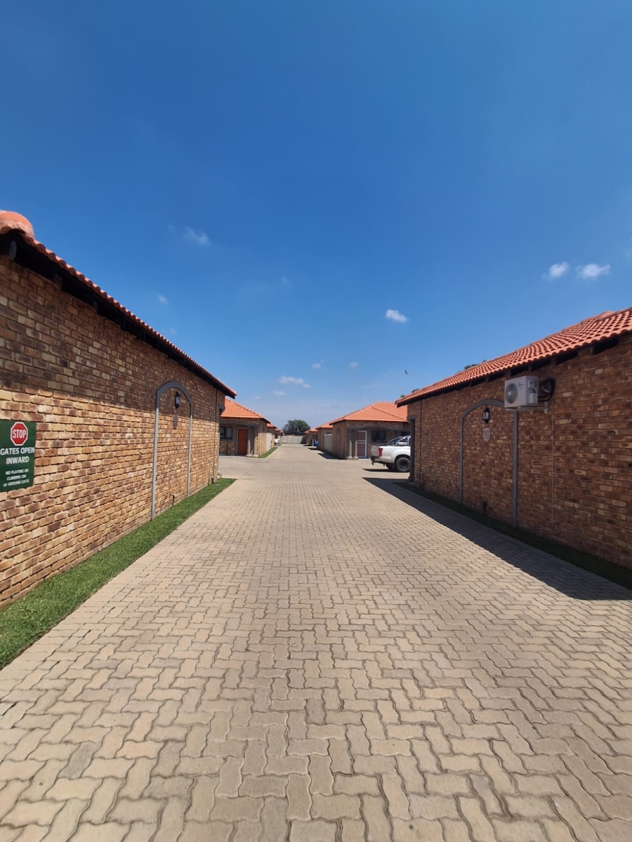 3 Bedroom Property for Sale in Riversdale Gauteng