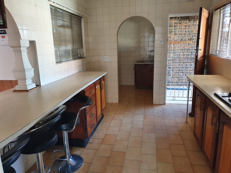 To Let 2 Bedroom Property for Rent in Three Rivers Gauteng