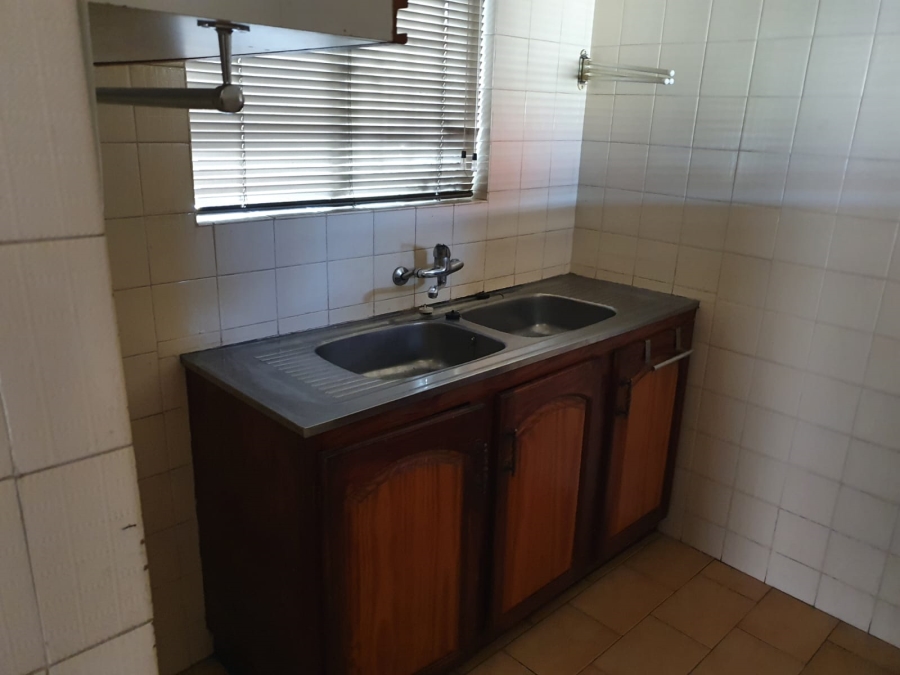 To Let 2 Bedroom Property for Rent in Three Rivers Gauteng