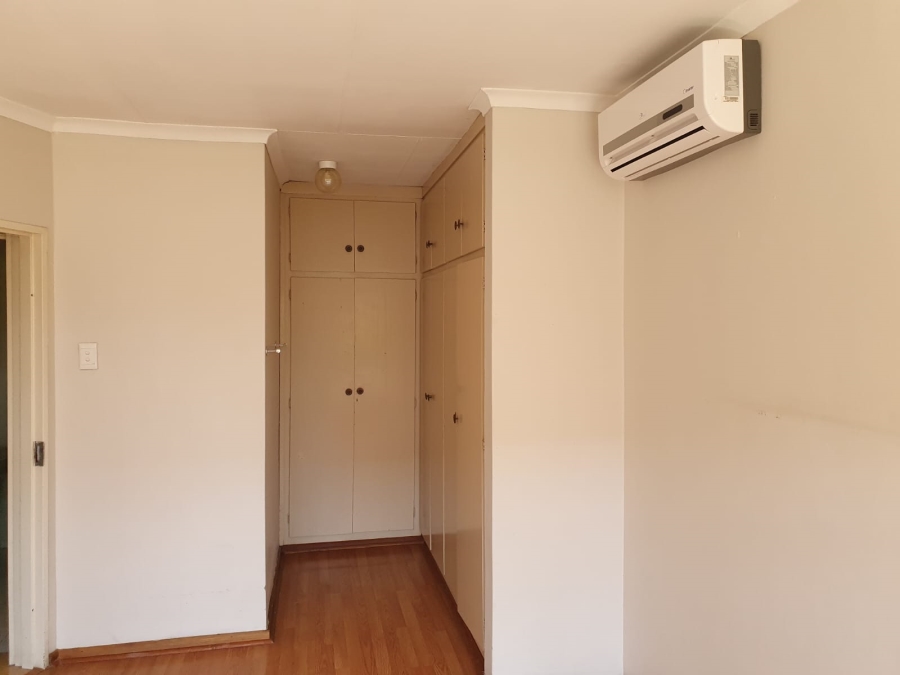 To Let 2 Bedroom Property for Rent in Three Rivers Gauteng