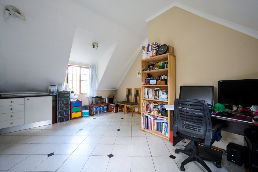 1 Bedroom Property for Sale in Halfway Gardens Gauteng