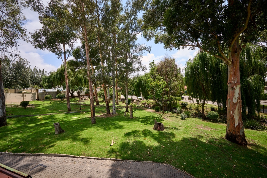 1 Bedroom Property for Sale in Halfway Gardens Gauteng