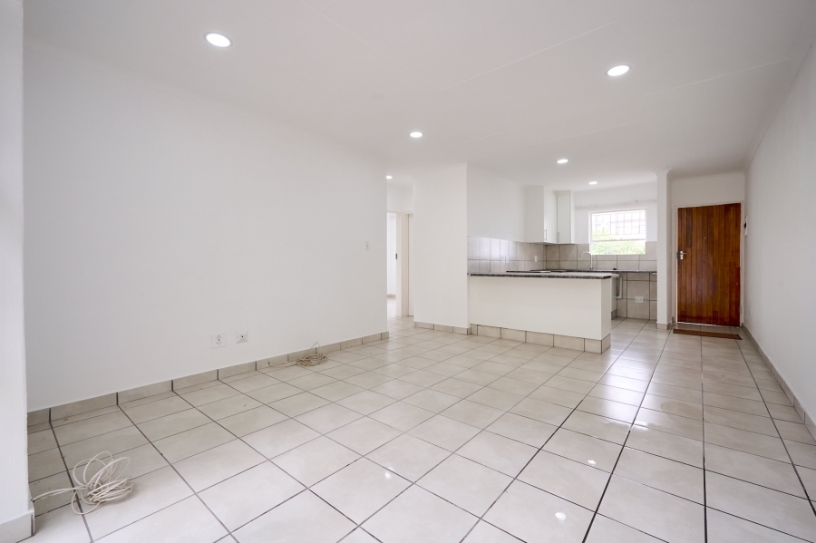 2 Bedroom Property for Sale in Vorna Valley Gauteng