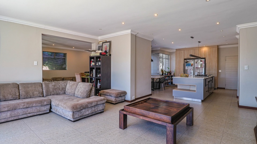 3 Bedroom Property for Sale in Waterkloof Ridge Gauteng