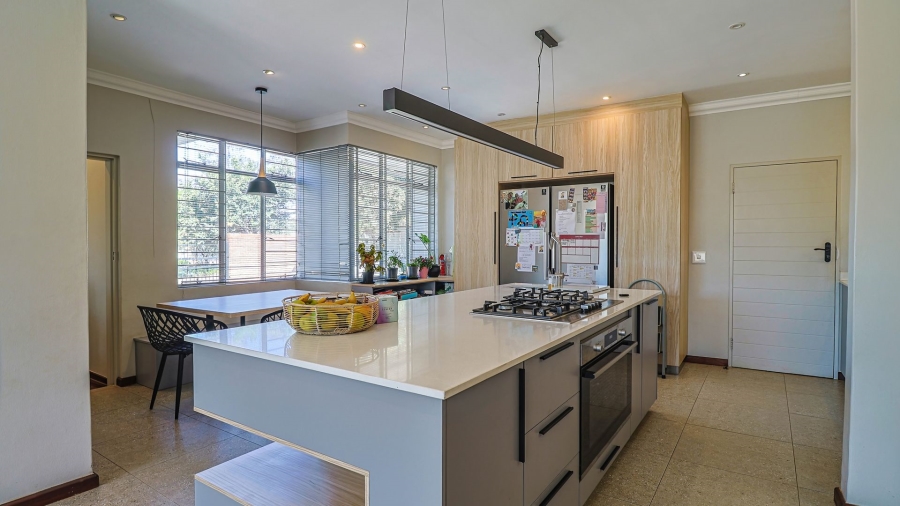 3 Bedroom Property for Sale in Waterkloof Ridge Gauteng