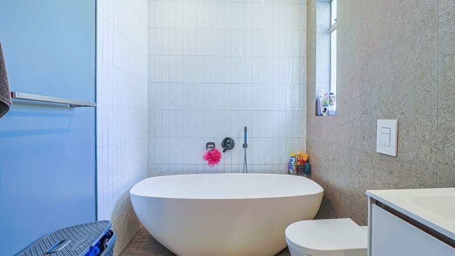 3 Bedroom Property for Sale in Waterkloof Ridge Gauteng