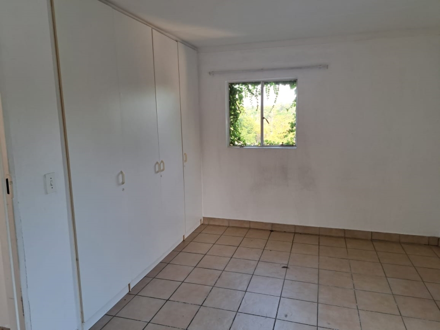 To Let 1 Bedroom Property for Rent in Olivedale Gauteng